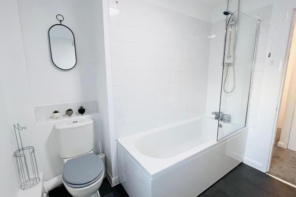New Fully Furnished Cosy Home Balderton 외부 사진
